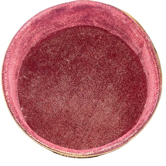 Brass Dresser Set “Mom I Love You” Red Velvet Lined Trinket Box & Dish Signed - Picture 8 of 10